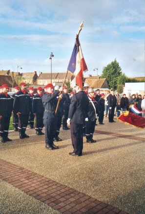drapeau2.jpg (37370 octets)