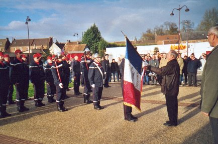 drapeau3.jpg (38959 octets)